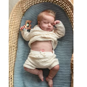Boneca bebe reborn realista de silicone menino e menina